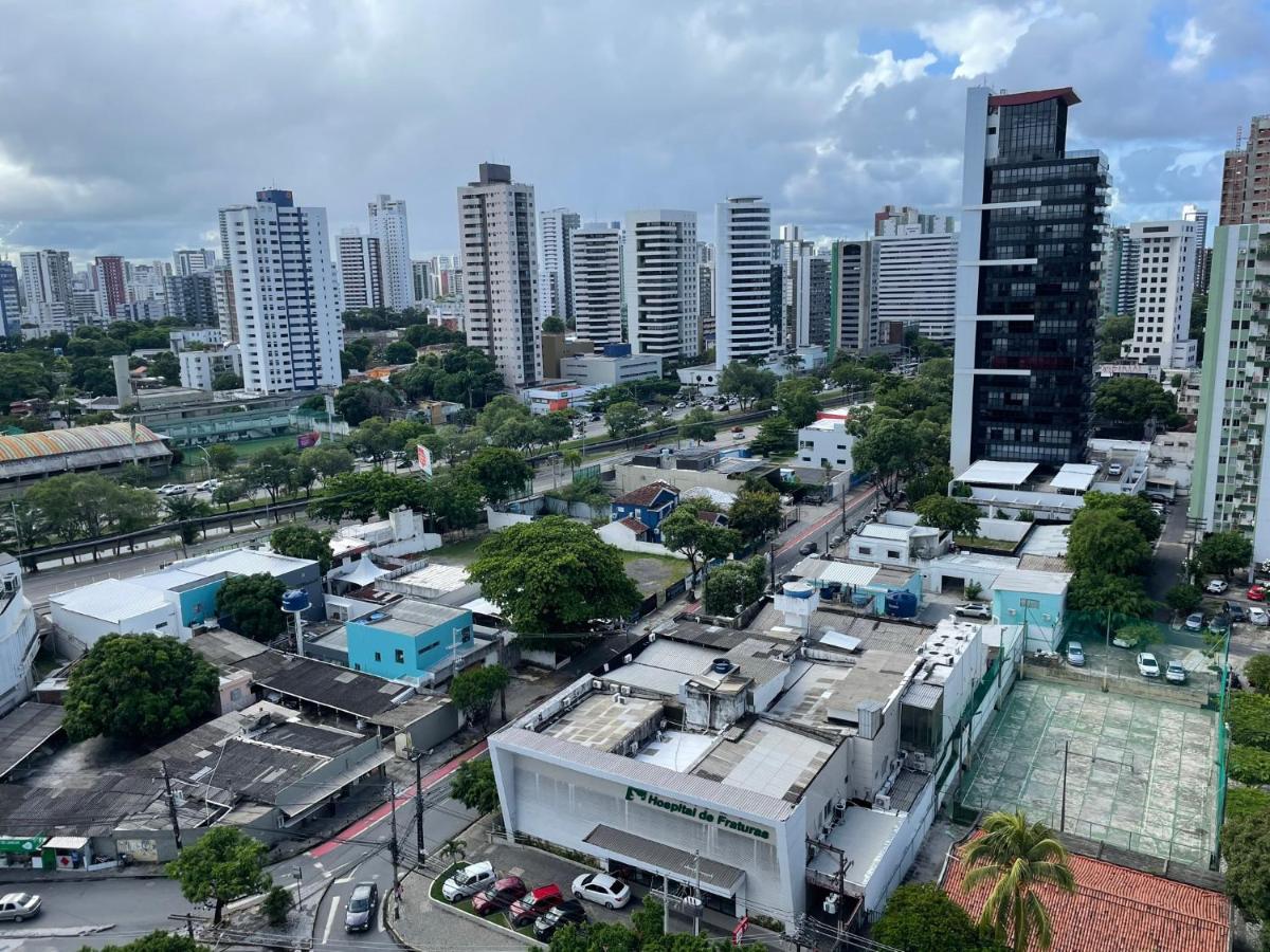 Flat Parque Amorim * Recife